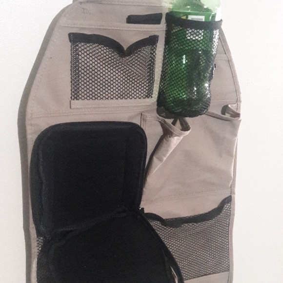 Vehicle Organizer - Picture 3 of 5